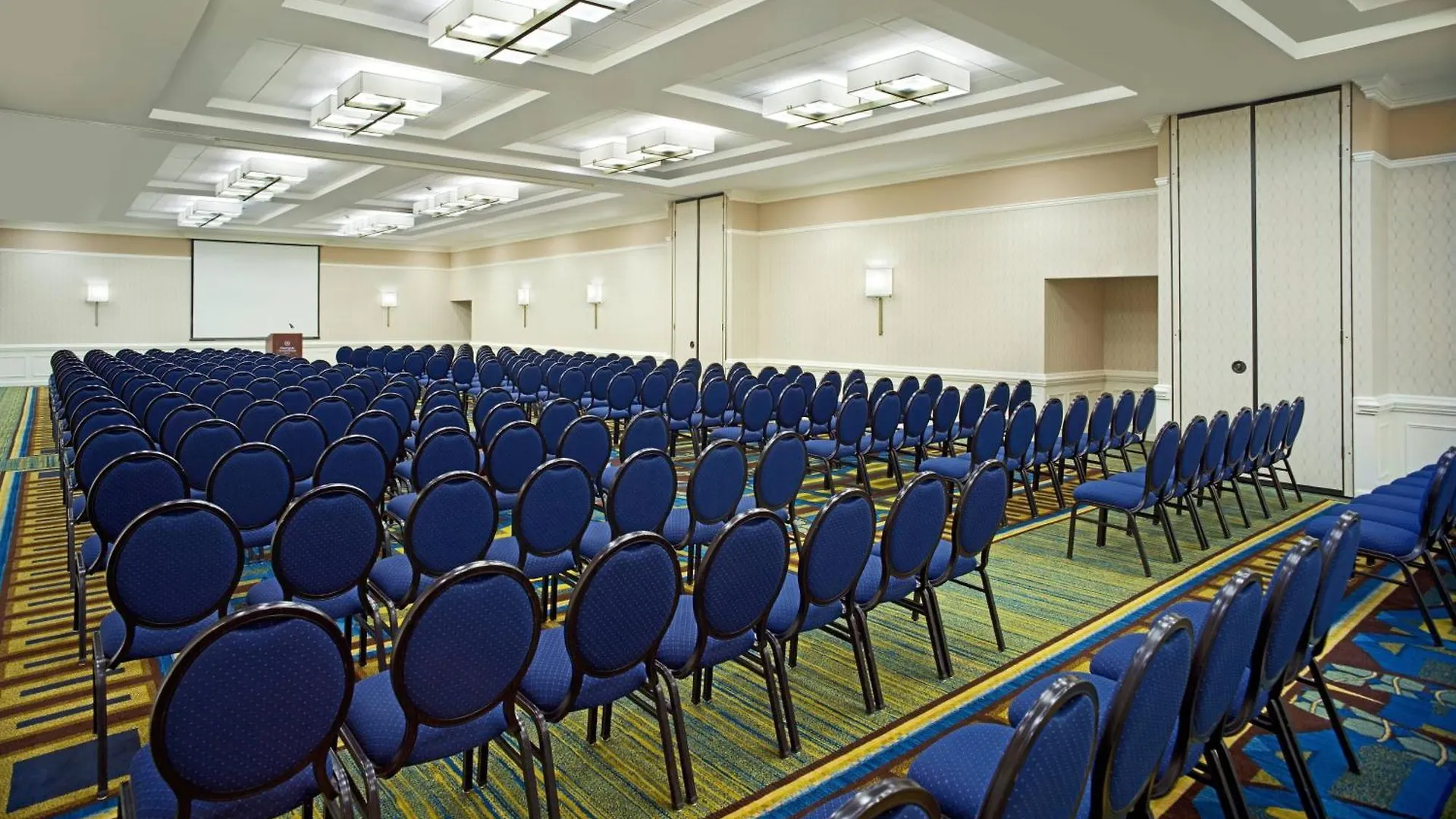 Sheraton Oceanfront Hotel Virginia Beach 3*,